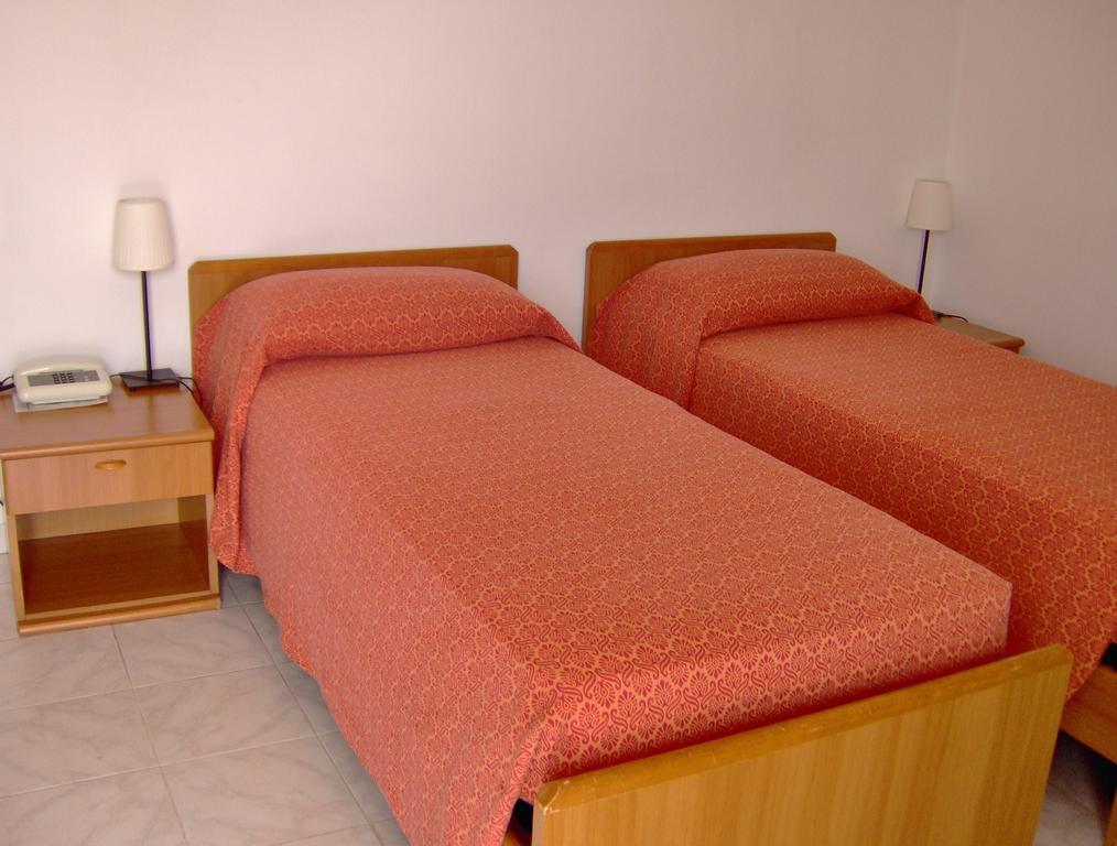 Hotel Svizzero Sangineto Værelse billede